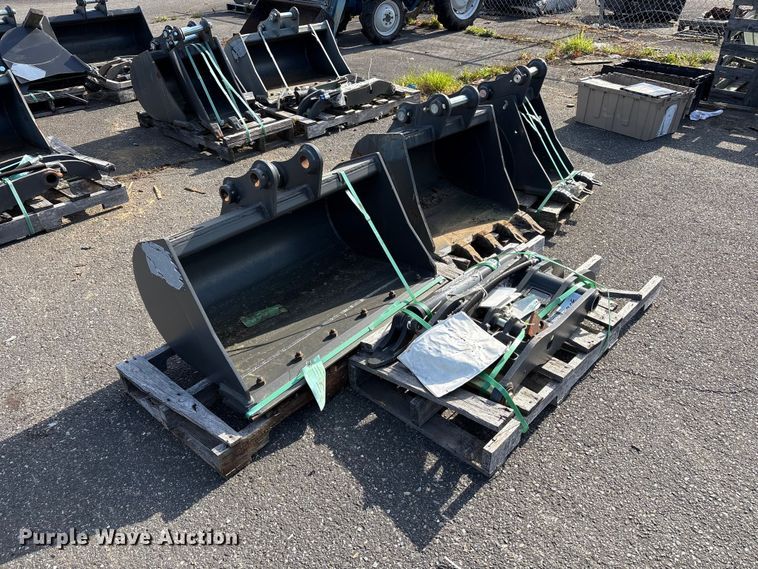 image for item ET0608 CNH Industrial CNH33.37 excavator attachments