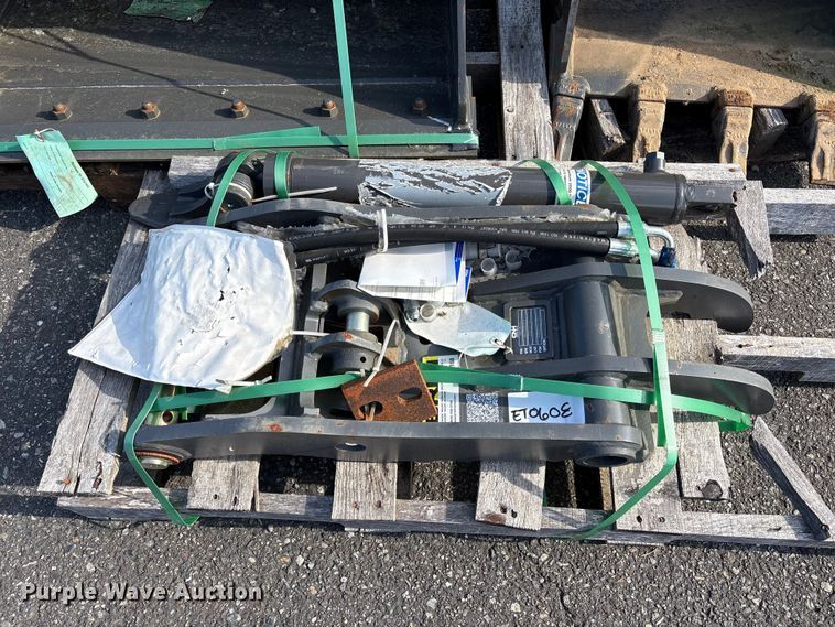 image for item ET0608 CNH Industrial CNH33.37 excavator attachments