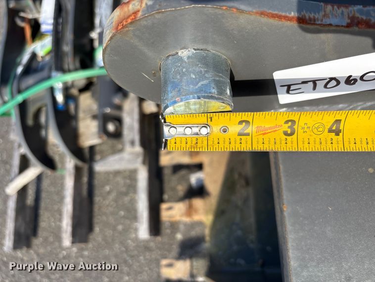 image for item ET0608 CNH Industrial CNH33.37 excavator attachments