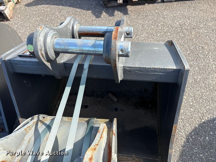 image for item ET0609 CNH Industrial CNH33.37 excavator attachments