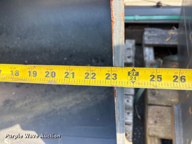 image for item ET0613 CNH Industrial CNH33.37 excavator attachments
