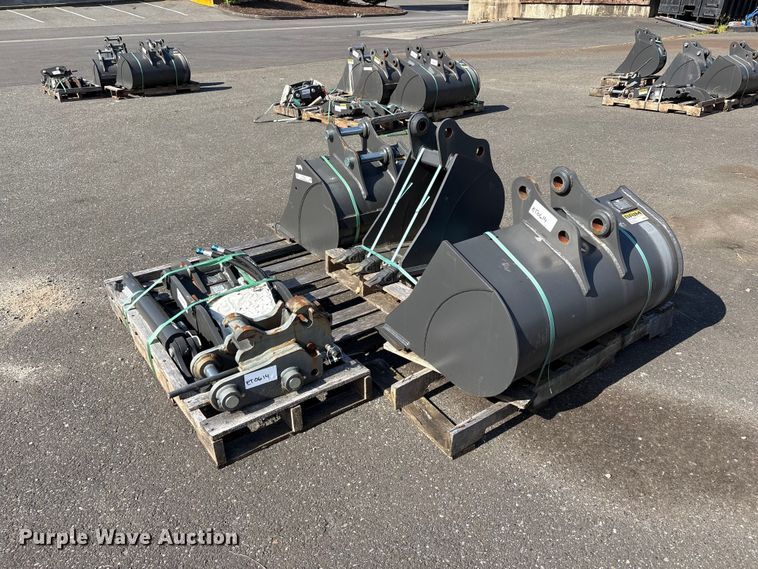 image for item ET0614 CNH Industrial CNH33.37 excavator attachments