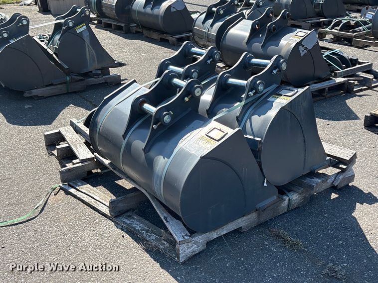 image for item ET0616 CNH Industrial CNH33.37 excavator attachments
