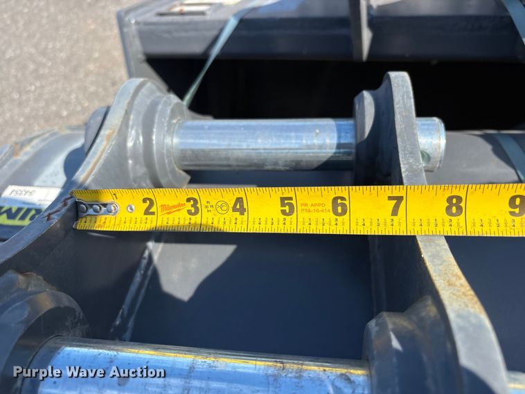 image for item ET0616 CNH Industrial CNH33.37 excavator attachments