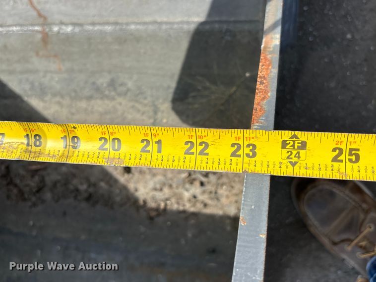 image for item ET0619 CNH Industrial CNH33.37 excavator attachments