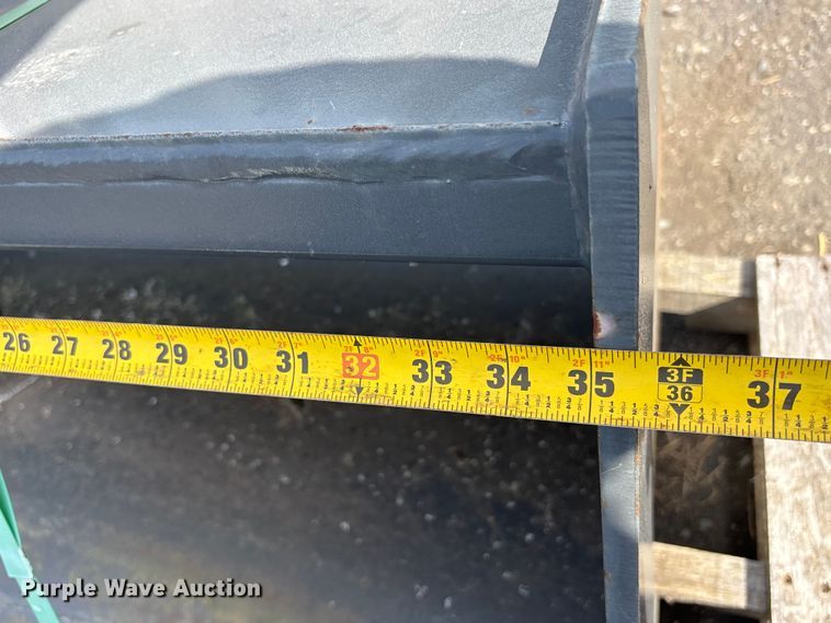 image for item ET0620 CNH Industrial CNH33.37 excavator attachments