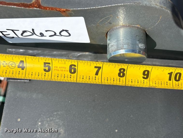 image for item ET0620 CNH Industrial CNH33.37 excavator attachments