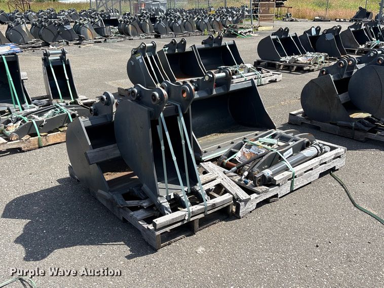 image for item ET0621 CNH Industrial CNH33.37 excavator attachments