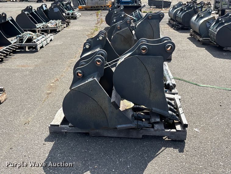 image for item ET0621 CNH Industrial CNH33.37 excavator attachments