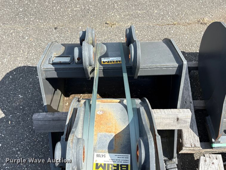 image for item ET0621 CNH Industrial CNH33.37 excavator attachments