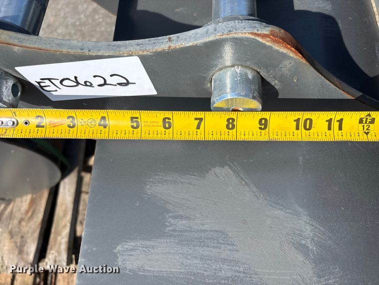 image for item ET0622 CNH Industrial CNH33.37 excavator attachments