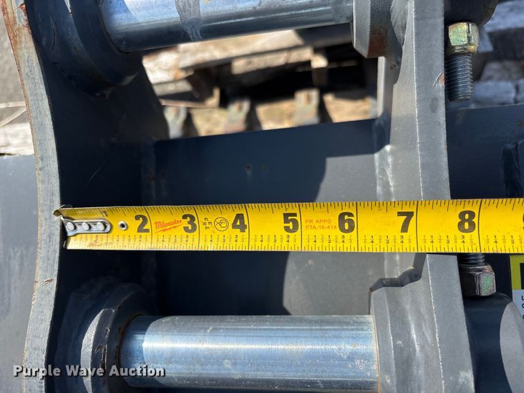 image for item ET0622 CNH Industrial CNH33.37 excavator attachments