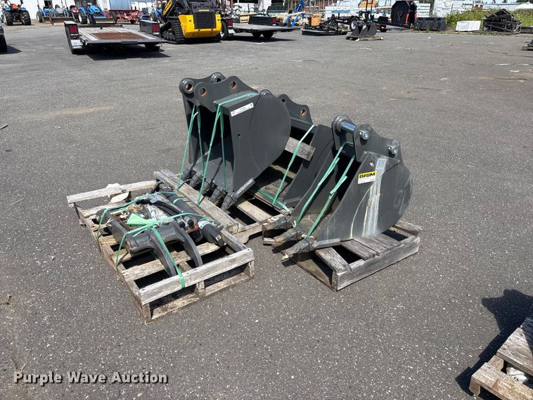 CNH Industrial CNH33.37 excavator attachments