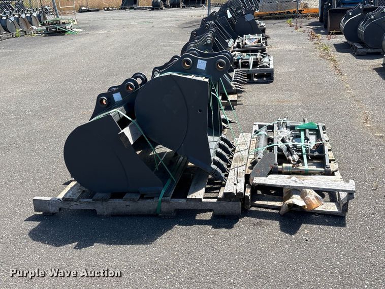 image for item ET0623 CNH Industrial CNH33.37 excavator attachments