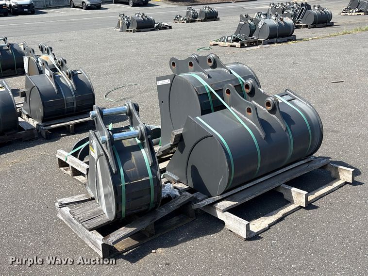 image for item ET0623 CNH Industrial CNH33.37 excavator attachments