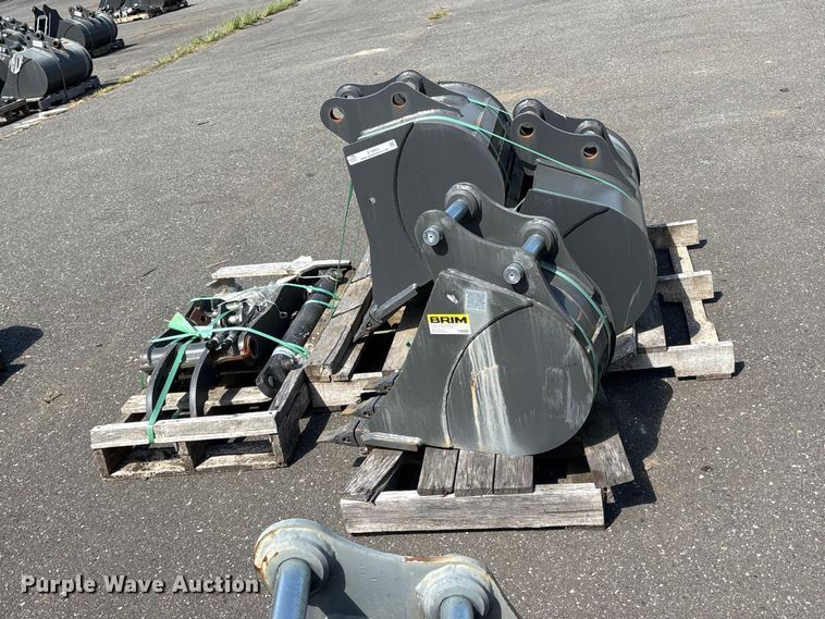 image for item ET0623 CNH Industrial CNH33.37 excavator attachments