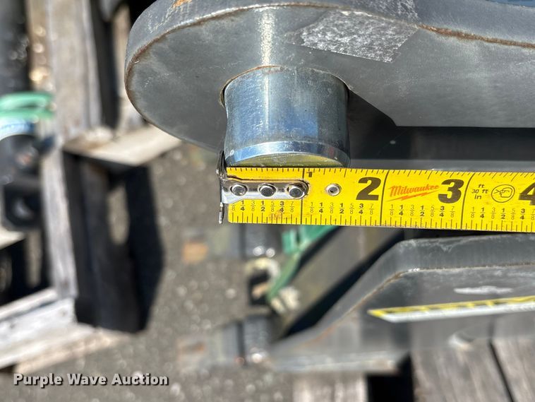 image for item ET0623 CNH Industrial CNH33.37 excavator attachments