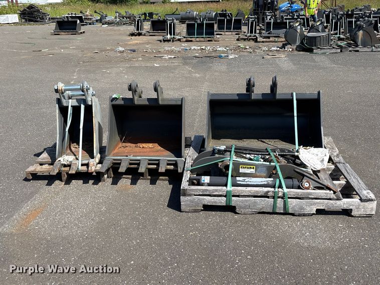 image for item ET0624 CNH Industrial CNH33.37 excavator attachments