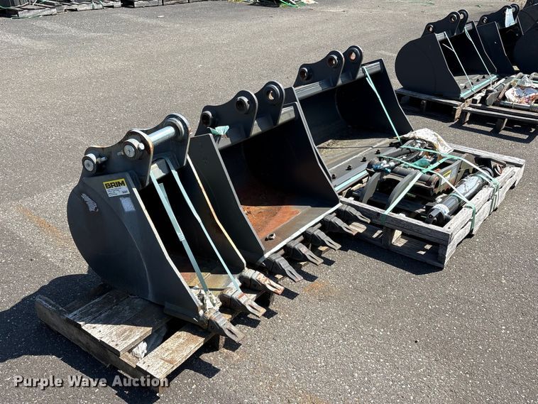 image for item ET0624 CNH Industrial CNH33.37 excavator attachments