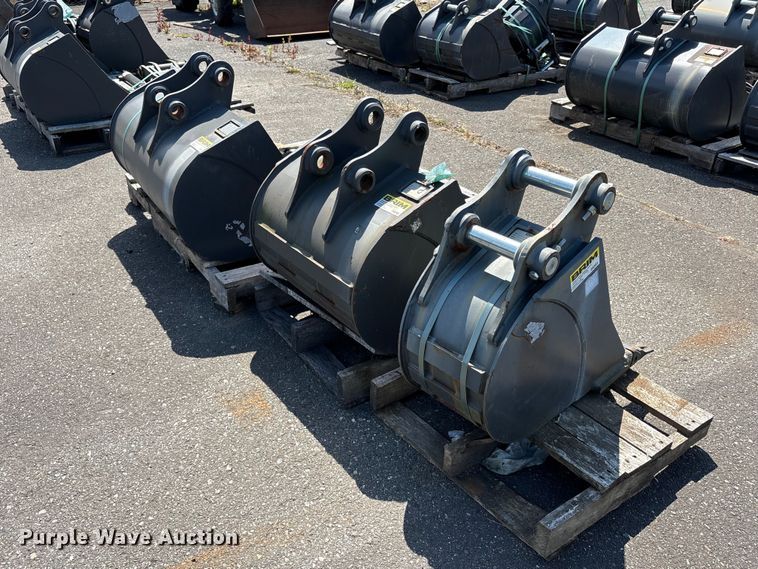 image for item ET0624 CNH Industrial CNH33.37 excavator attachments