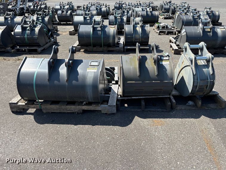 image for item ET0624 CNH Industrial CNH33.37 excavator attachments
