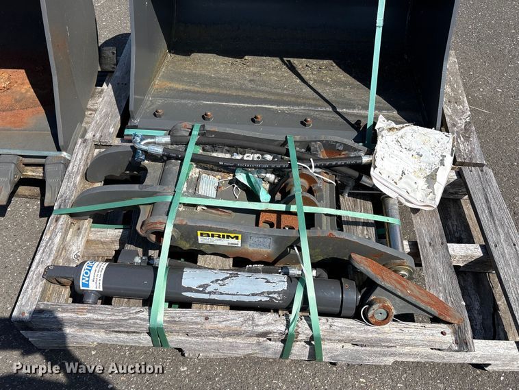 image for item ET0624 CNH Industrial CNH33.37 excavator attachments