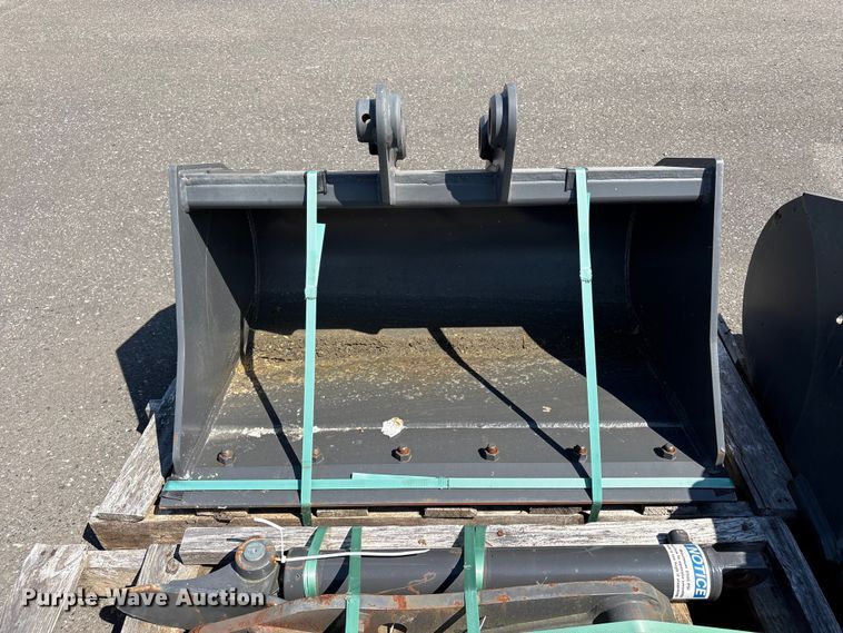 image for item ET0625 CNH Industrial CNH33.37 excavator attachments
