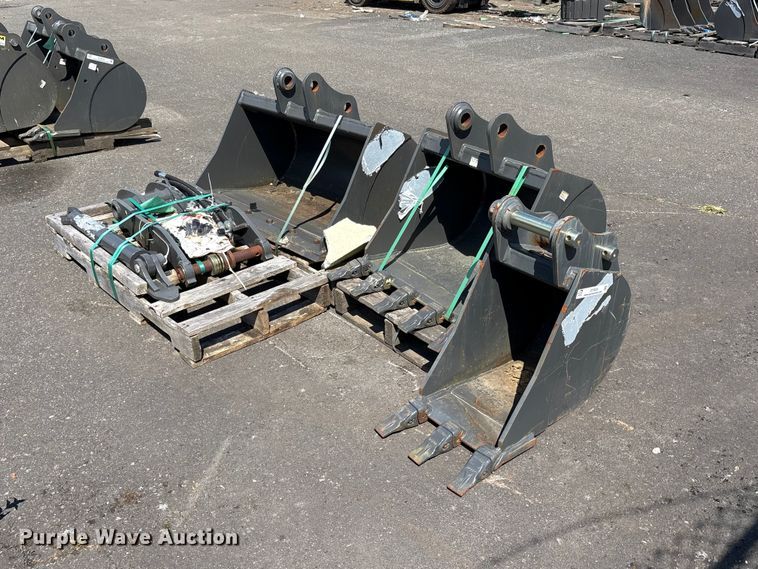 CNH Industrial CNH33.37 excavator attachments