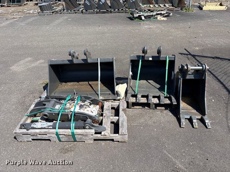 image for item ET0626 CNH Industrial CNH33.37 excavator attachments