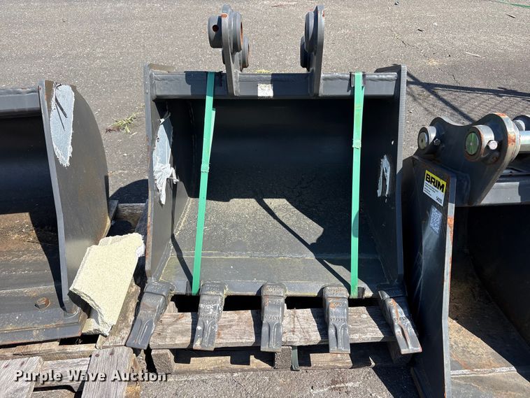image for item ET0626 CNH Industrial CNH33.37 excavator attachments