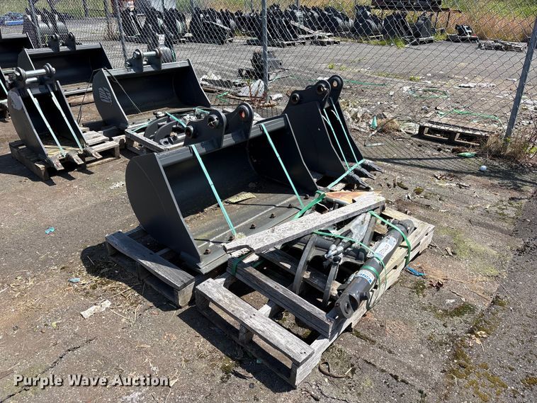 image for item ET0627 CNH Industrial CNH33.37 excavator attachments