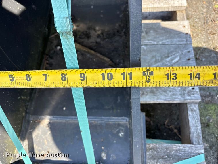 image for item ET0627 CNH Industrial CNH33.37 excavator attachments