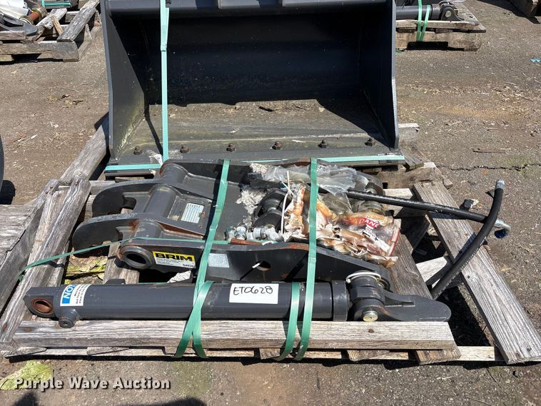 image for item ET0628 CNH Industrial CNH33.37 excavator attachments