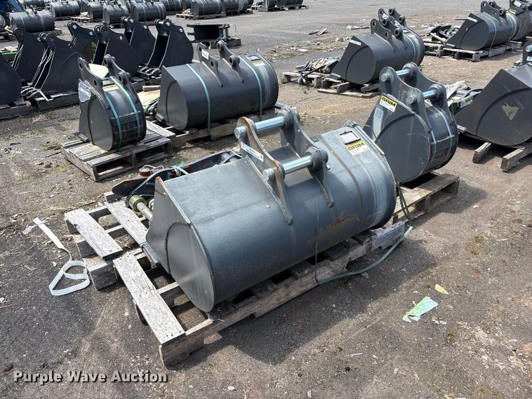 image for item ET0635 CNH Industrial CNH33.37 excavator attachments