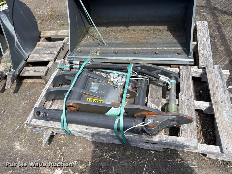 image for item ET0635 CNH Industrial CNH33.37 excavator attachments