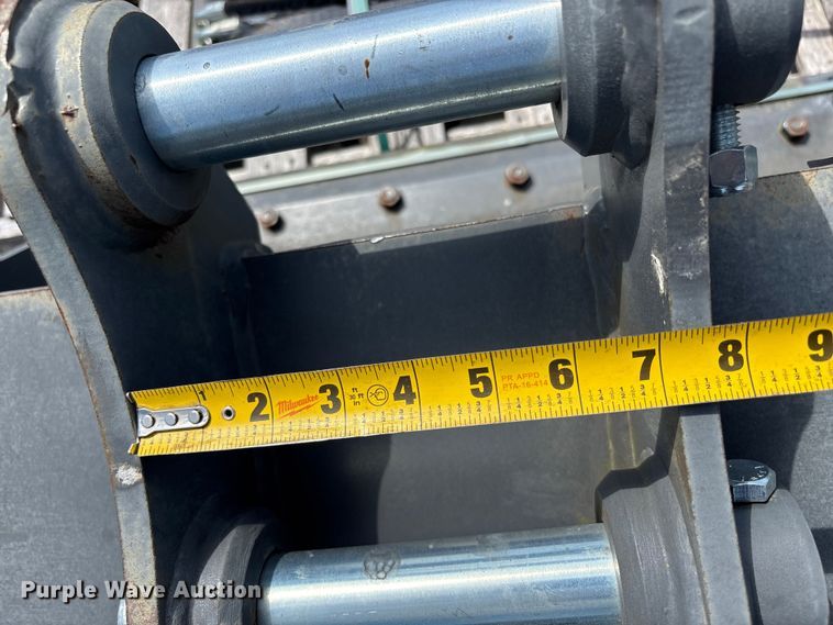 image for item ET0635 CNH Industrial CNH33.37 excavator attachments