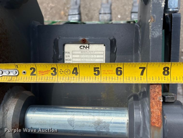 image for item ET0637 (2) CNH Industrial CNH33.37 excavator buckets