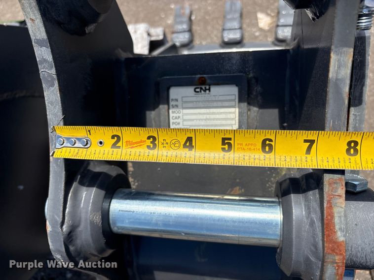 image for item ET0642 (2) CNH Industrial CNH33.37 excavator buckets