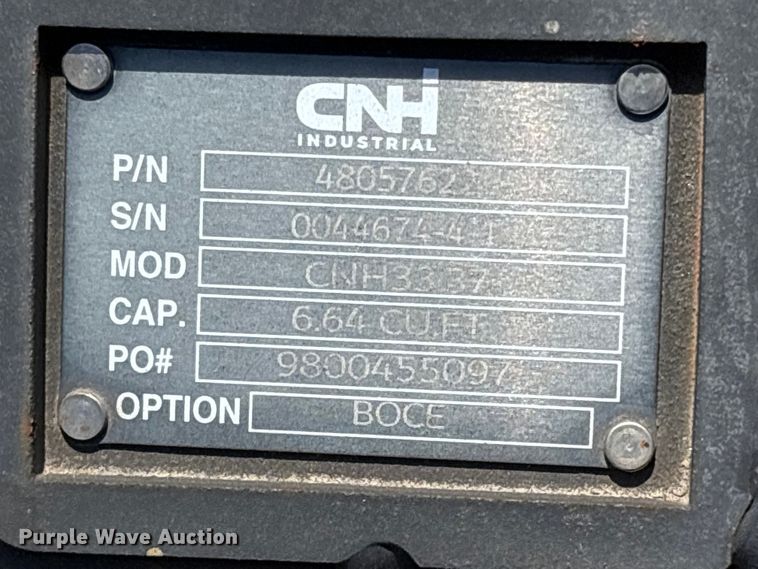 image for item ET0642 (2) CNH Industrial CNH33.37 excavator buckets