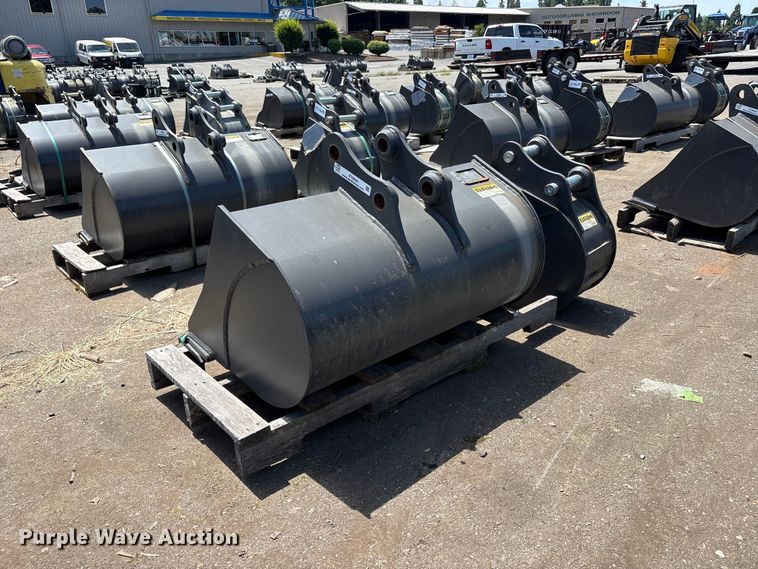 image for item ET0644 (2) CNH Industrial CNH33.37 excavator buckets