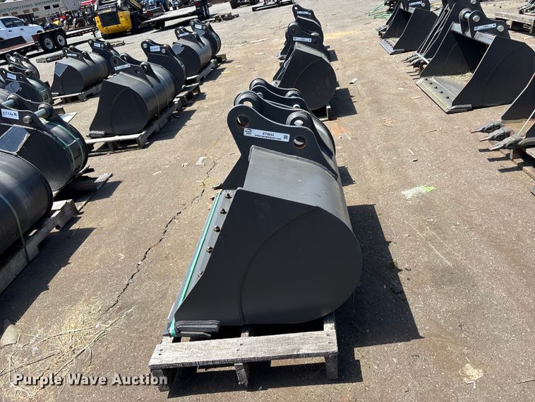 image for item ET0644 (2) CNH Industrial CNH33.37 excavator buckets
