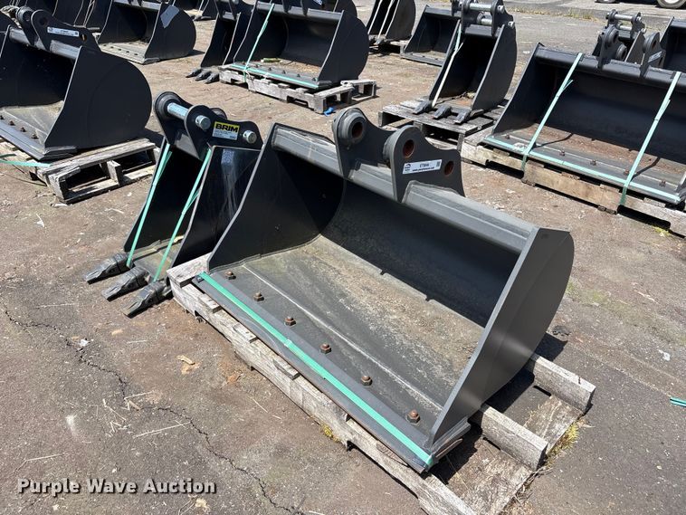 image for item ET0646 (2) CNH Industrial CNH33.37 excavator buckets