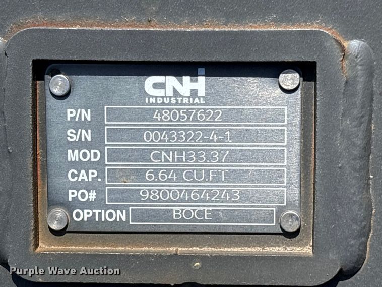 image for item ET0647 (2) CNH Industrial CNH33.37 excavator buckets