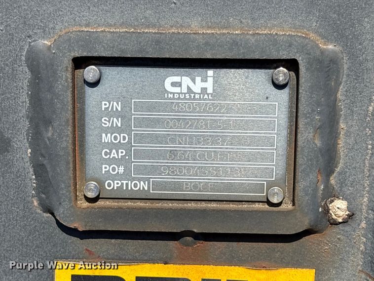 image for item ET0648 (2) CNH Industrial CNH33.37 excavator buckets