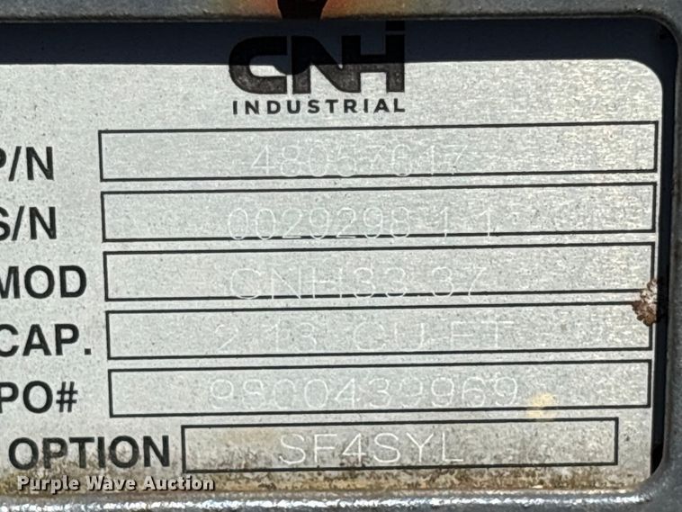 image for item ET0653 (2) CNH Industrial CNH33.37 excavator buckets