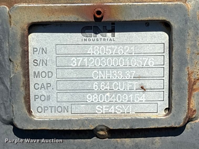image for item ET0653 (2) CNH Industrial CNH33.37 excavator buckets