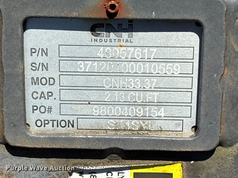 image for item ET0654 (2) CNH Industrial CNH33.37 excavator buckets