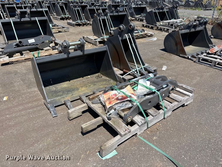 image for item ET0657 CNH Industrial CNH33.37 excavator attachments
