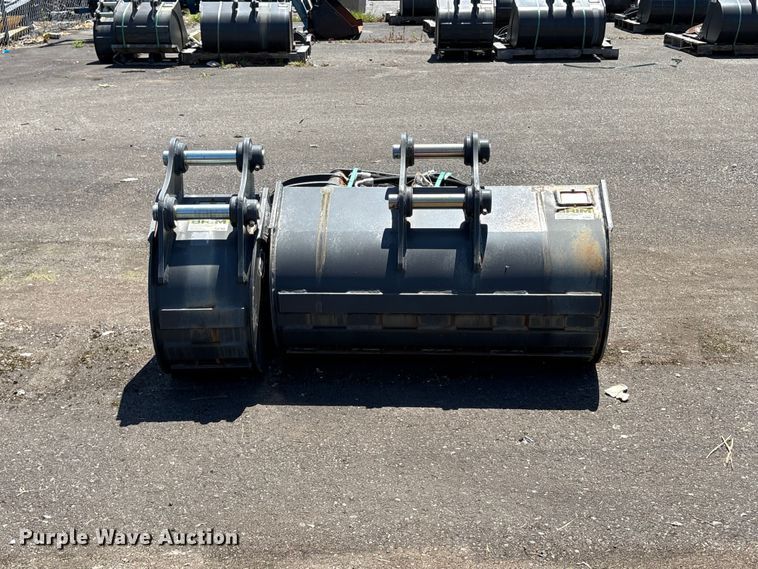 image for item ET0658 CNH Industrial CNH33.37 excavator attachments
