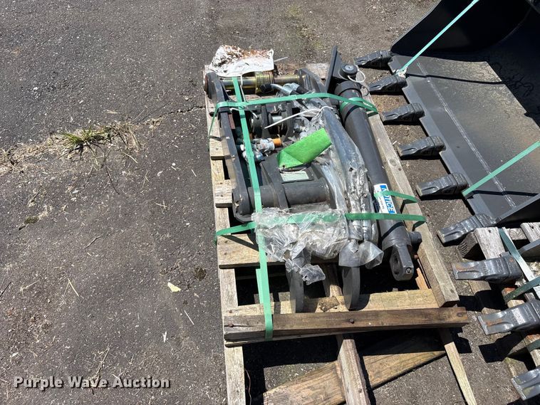 image for item ET0659 CNH Industrial CNH33.37 excavator attachments